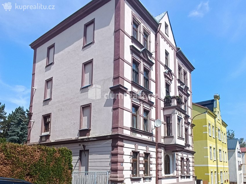 Pronájem bytu 1+1 44 m^2 Fibichova, Děčín 