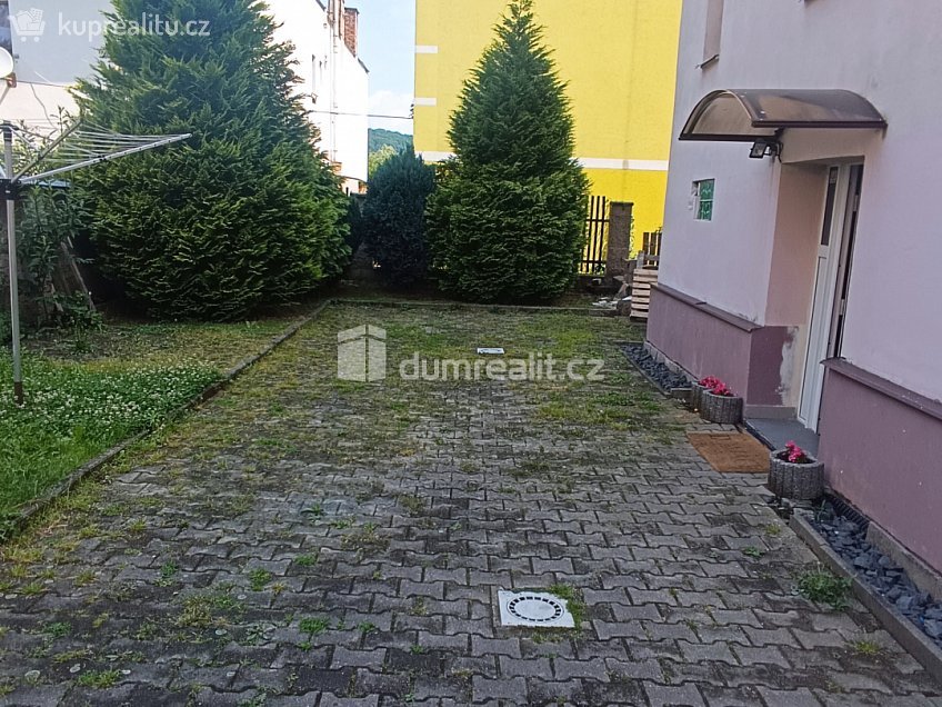 Pronájem bytu 1+1 44 m^2 Fibichova, Děčín 