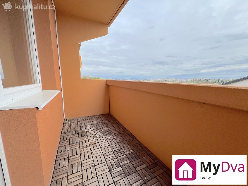 Pronájem bytu 3+1 74 m^2 Větrná, Znojmo 