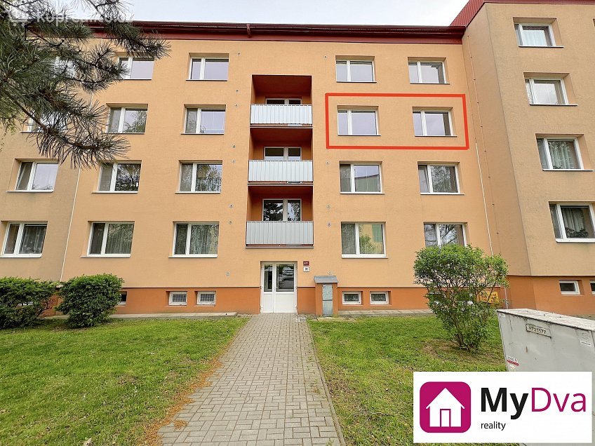Pronájem bytu 3+1 74 m^2 Větrná, Znojmo 