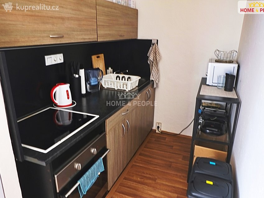 Pronájem bytu 2+kk 48 m^2 Bartákova, Brno 