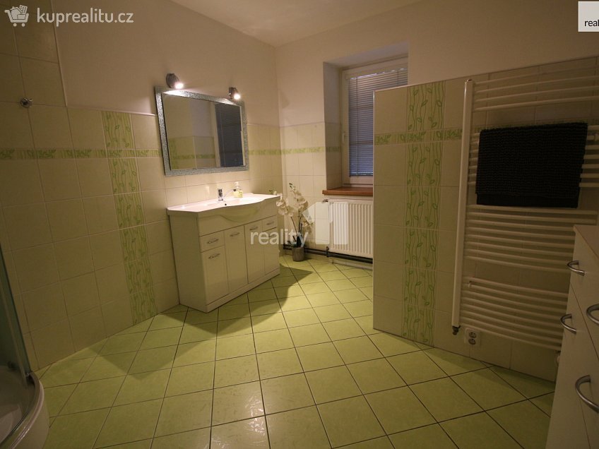 Prodej  ubytovacího zařízení 223 m^2 Chřibská, Chřibská 