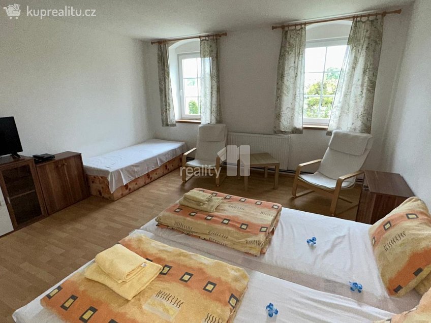 Prodej  ubytovacího zařízení 223 m^2 Chřibská, Chřibská 