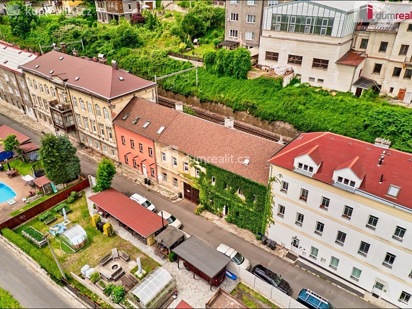Prodej  rodinného domu 250 m^2 Labské nábř., Děčín 