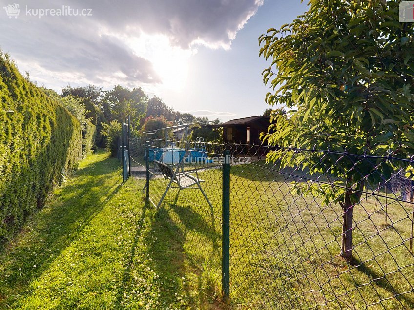 Prodej  zahrady 205 m^2 Stará silnice, Opava 