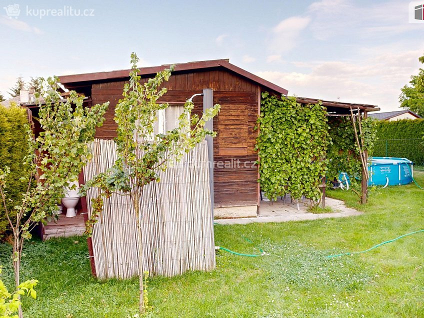 Prodej  zahrady 205 m^2 Stará silnice, Opava 
