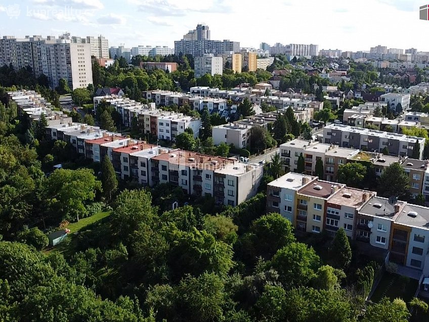 Pronájem bytu 2+kk 62 m^2 Výstavní, Praha 11 