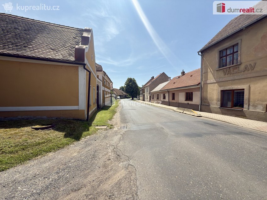 Pronájem  skladu 500 m^2 Pražská, Budyně nad Ohří 