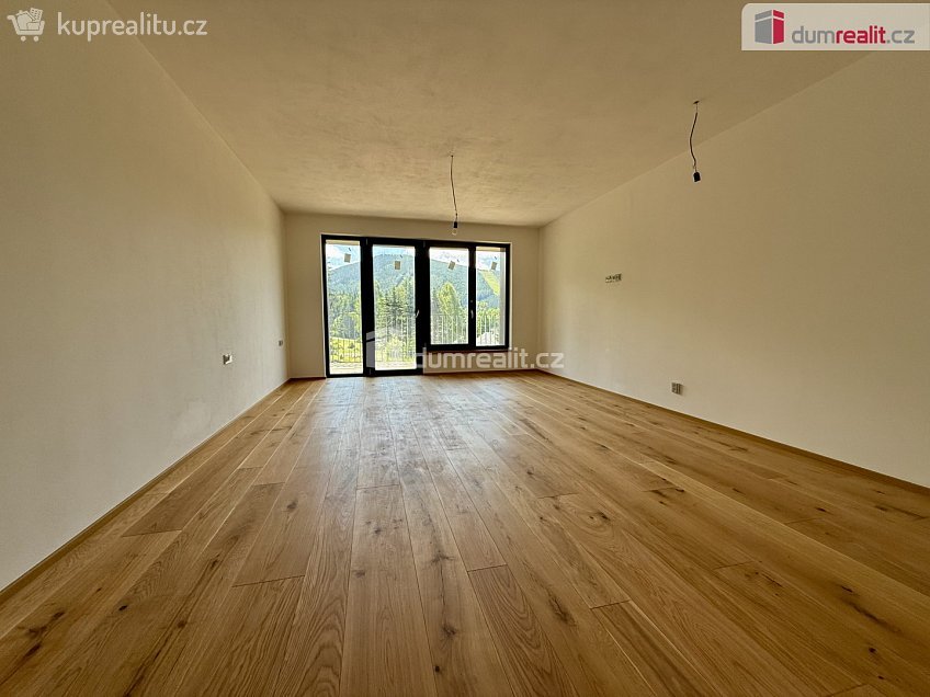 Prodej bytu 1+kk 31 m^2 Harrachov, Harrachov 