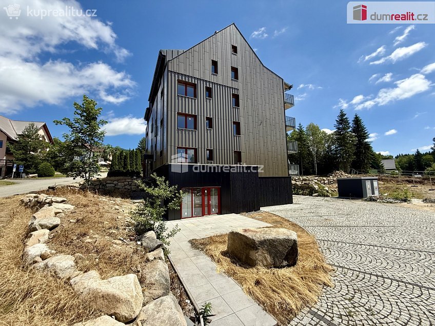 Prodej bytu 1+kk 31 m^2 Harrachov, Harrachov 