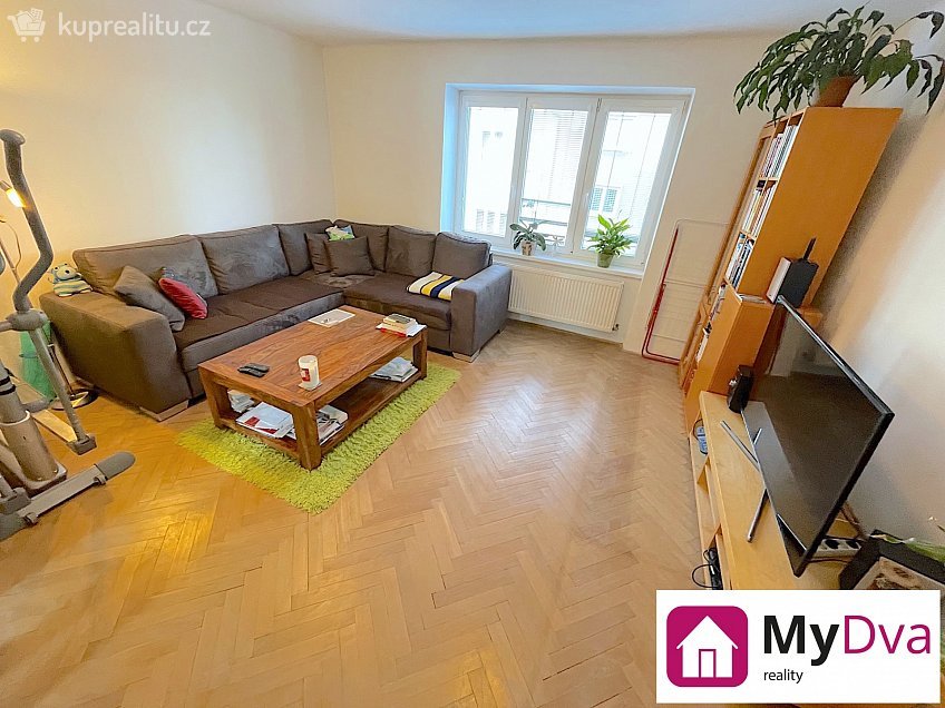 Pronájem bytu 2+1 68 m^2 Bratří Čapků, Znojmo 