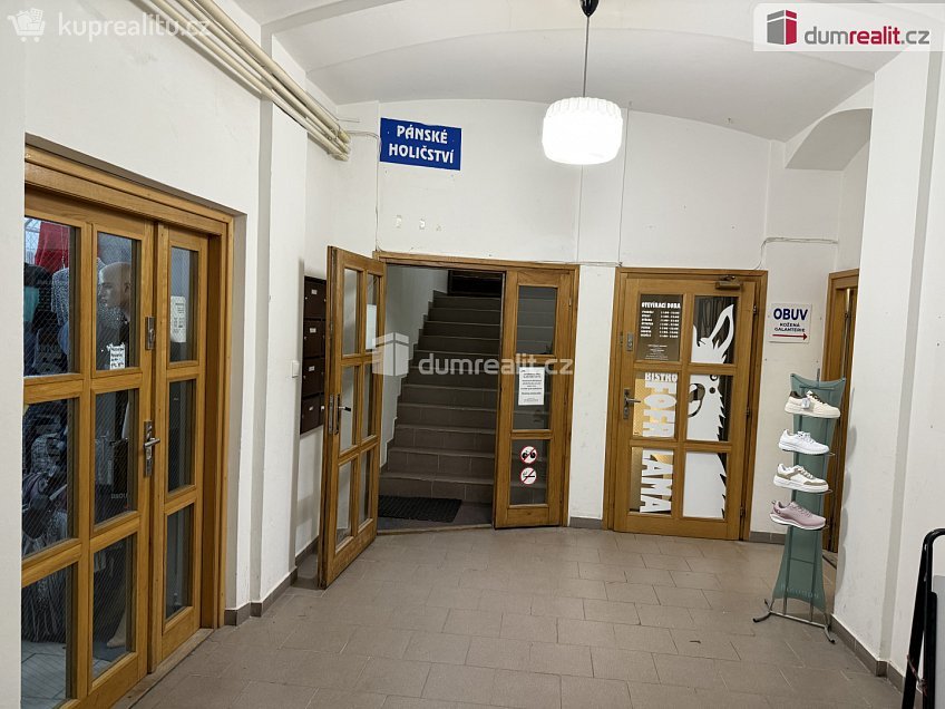 Pronájem  obchodních prostor 150 m^2 nám. Míru, Frenštát pod Radhoštěm 