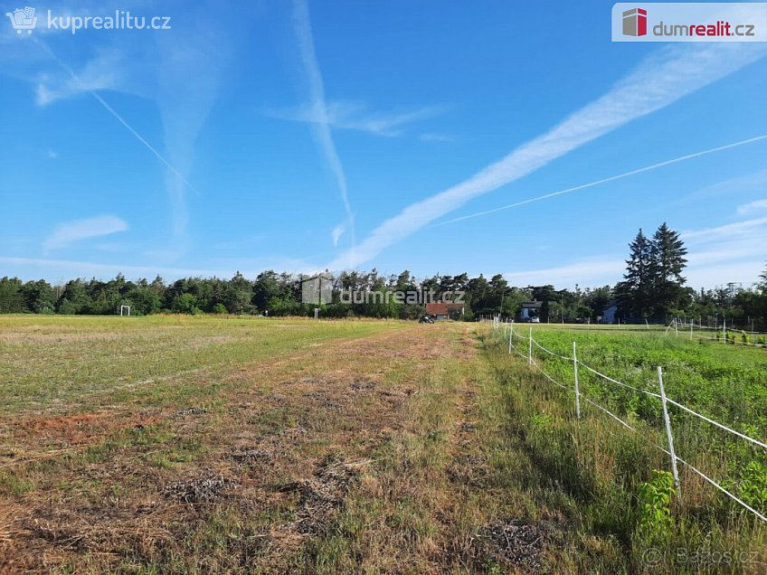 Prodej  stavebního pozemku 7007 m^2 Uhlířská Lhota, Uhlířská Lhota 