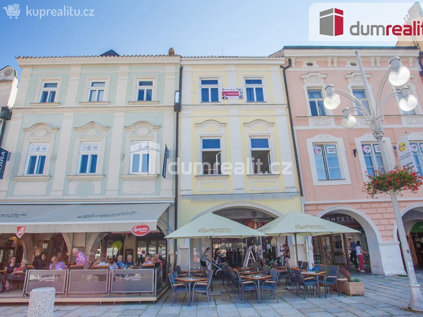 Pronájem  obchodních prostor 9 m^2 nám. Přemysla Otakara II., České Budějovice 
