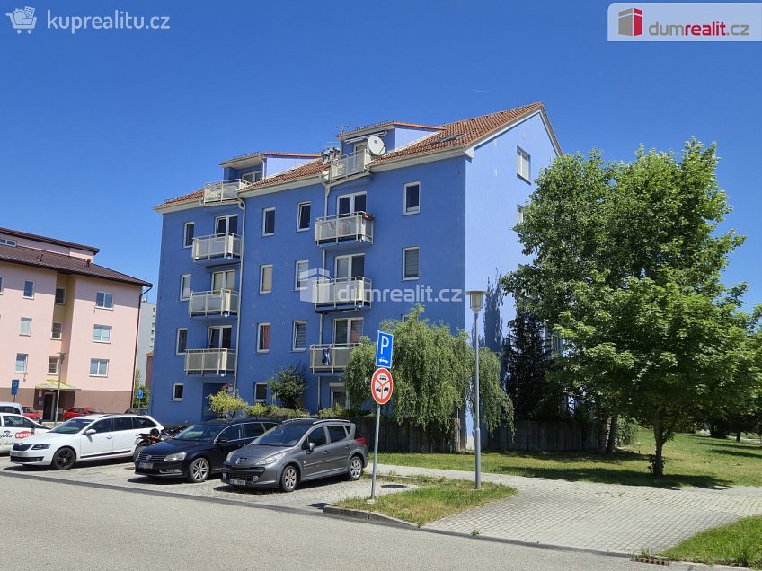 Prodej bytu 2+kk 47 m^2 Spojovací, České Budějovice 