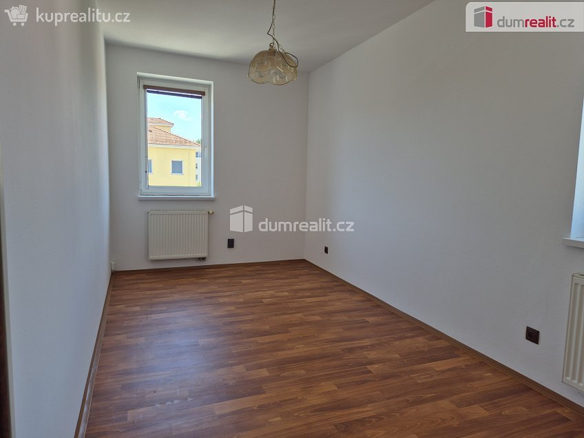 Prodej bytu 2+kk 47 m^2 Spojovací, České Budějovice 