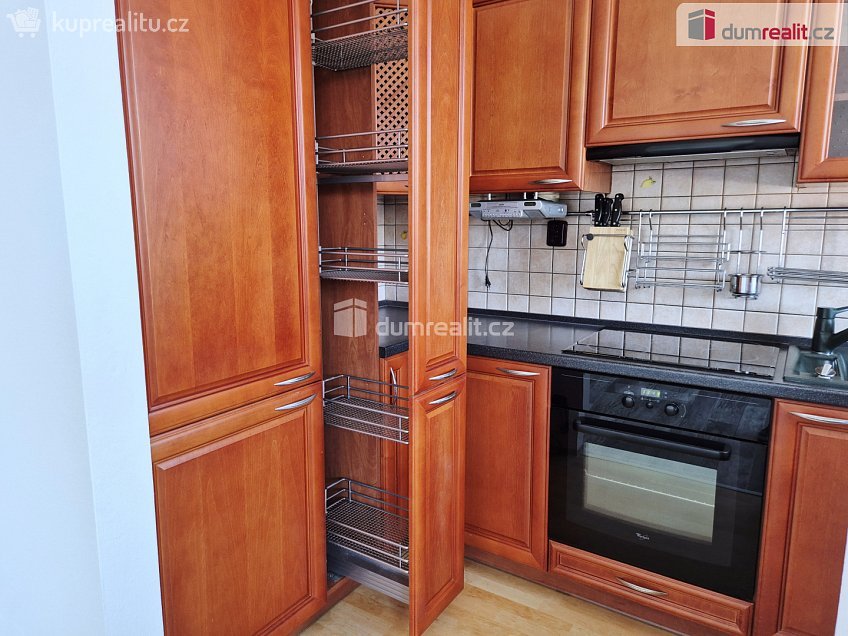 Prodej bytu 2+kk 47 m^2 Spojovací, České Budějovice 