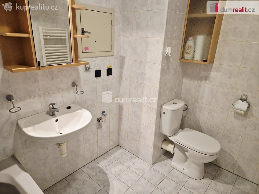 Prodej bytu 2+kk 47 m^2 Spojovací, České Budějovice 