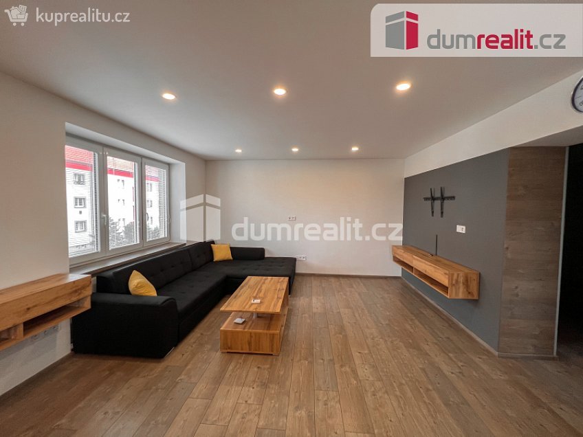 Pronájem bytu 2+kk 54 m^2 Bachmačská, Kolín 