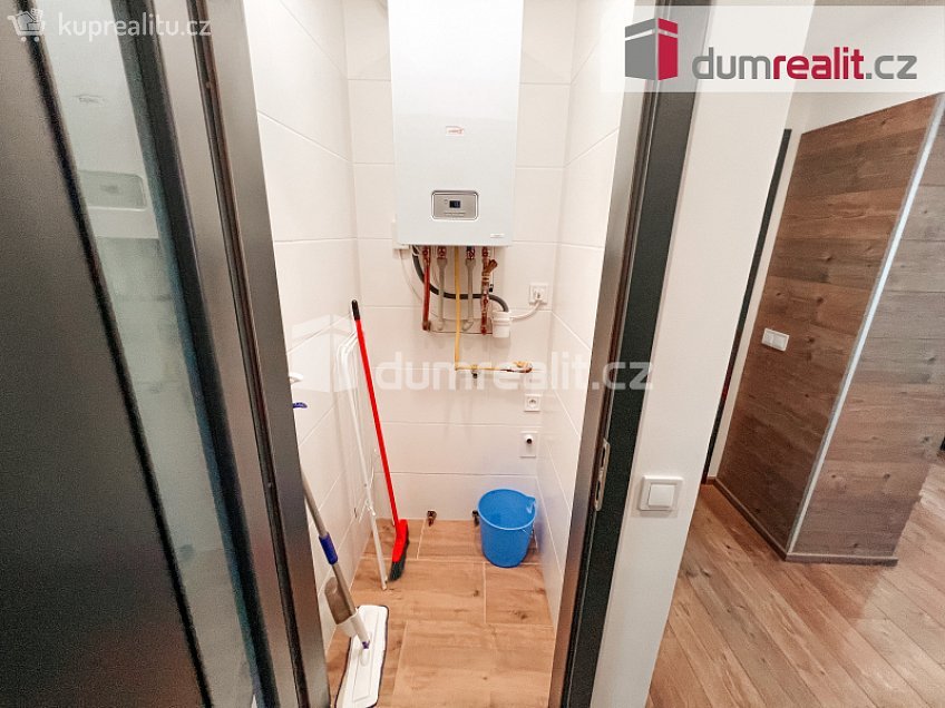 Pronájem bytu 2+kk 54 m^2 Bachmačská, Kolín 