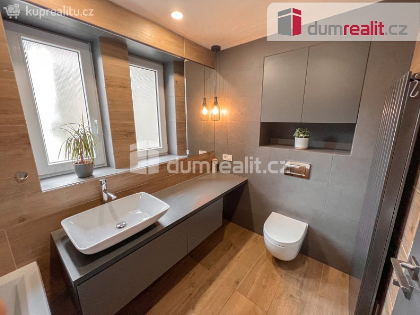 Pronájem bytu 2+kk 54 m^2 Bachmačská, Kolín 
