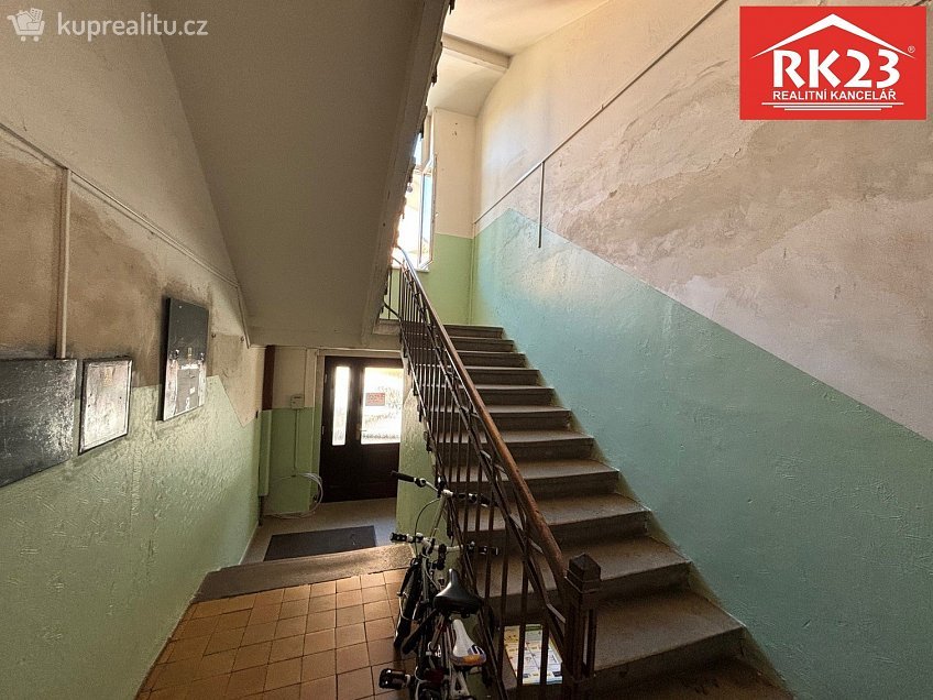 Pronájem bytu 1+kk 28 m^2 Hlavní třída 277, Mariánské Lázně 