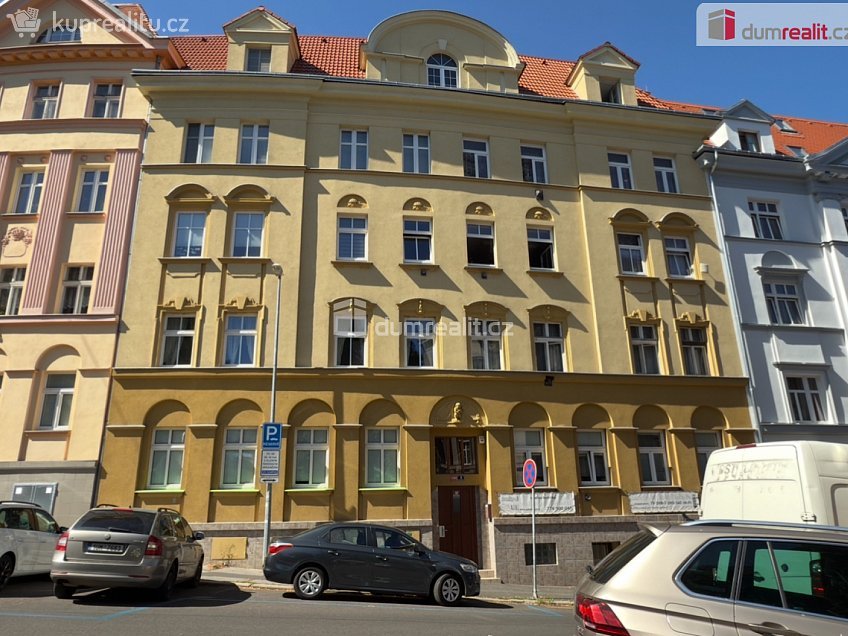 Pronájem bytu 2+1 72 m^2 Resslova, Ústí nad Labem 
