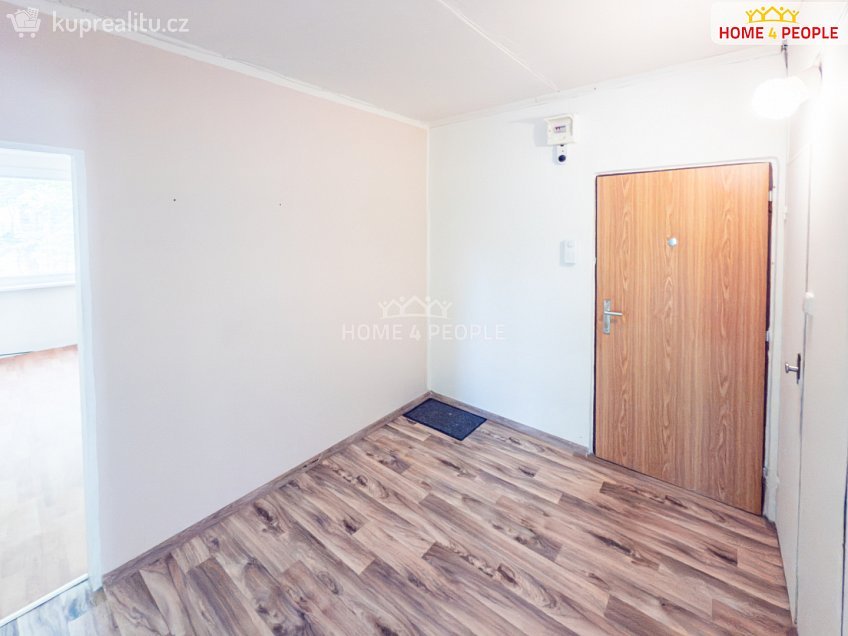 Prodej bytu 4+1 84 m^2 U Zámeckého parku, Litvínov 