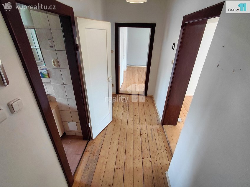 Pronájem bytu 2+1 68 m^2 Anglická, Aš 