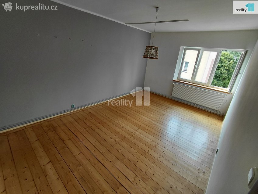 Pronájem bytu 2+1 68 m^2 Anglická, Aš 