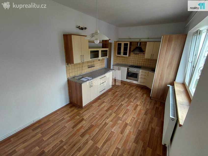 Pronájem bytu 2+1 68 m^2 Anglická, Aš 