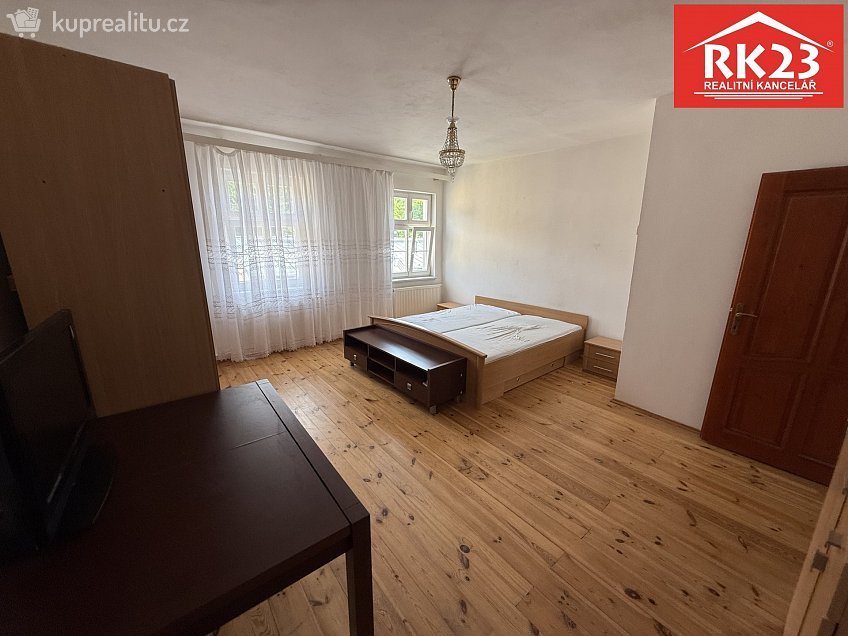 Pronájem bytu 3+1 120 m^2 Mladějovského, Mariánské Lázně 