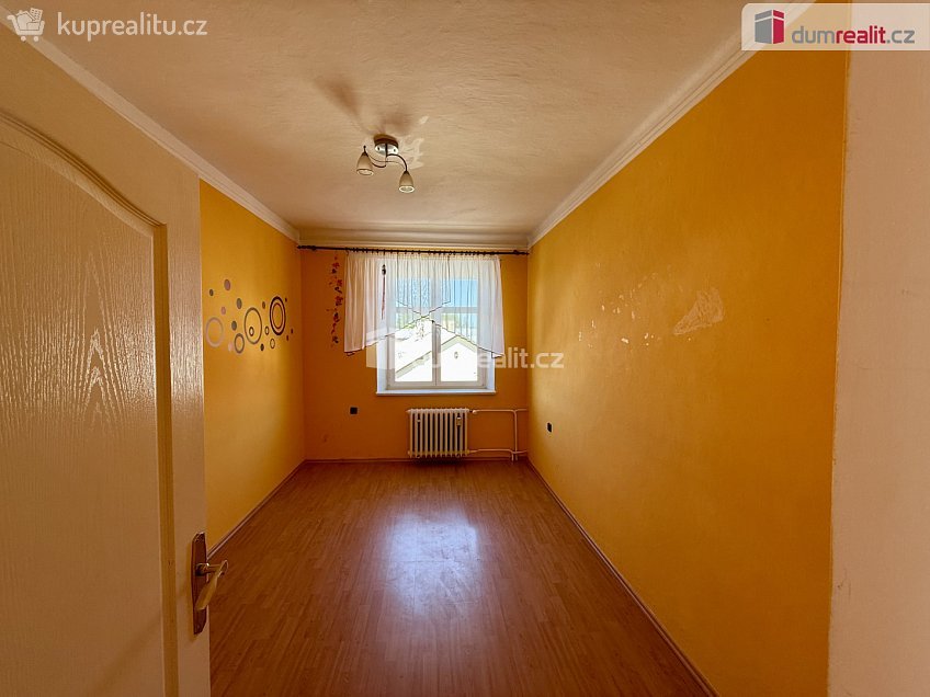 Prodej bytu 3+1 82 m^2 Nákladní, Mariánské Lázně 
