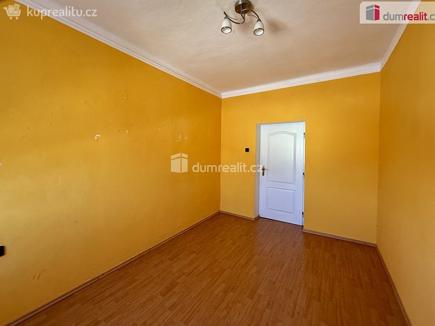 Prodej bytu 3+1 82 m^2 Nákladní, Mariánské Lázně 
