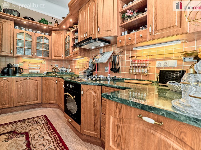 Prodej bytu 3+1 92 m^2 Moskevská, Karlovy Vary 