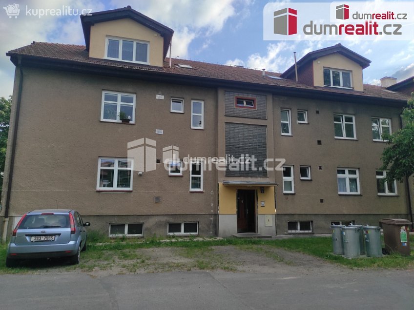 Pronájem bytu 1+kk 16 m^2 Sklářská, Poděbrady 