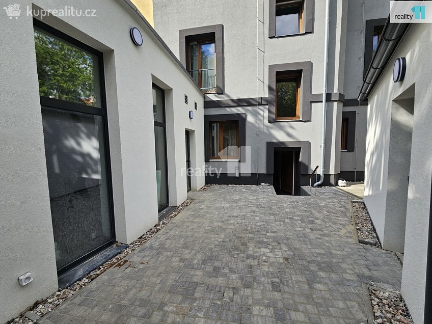 Prodej  rodinného domu 34 m^2 Michelská, Praha 4 