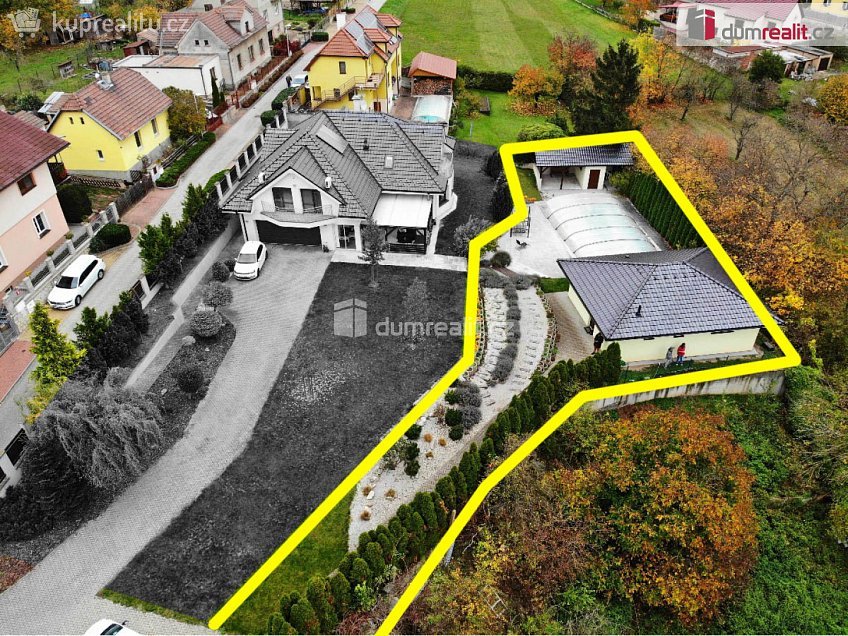 Prodej  rodinného domu 62 m^2 K úvozu, Praha-Lochkov 