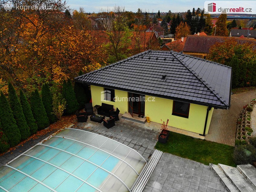 Prodej  rodinného domu 62 m^2 K úvozu, Praha-Lochkov 