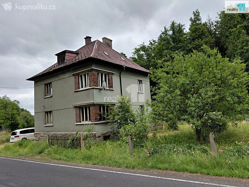 Prodej  rodinného domu 157 m^2 Podhradí, Podhradí 