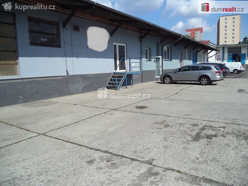 Prodej  skladu 70 m^2 Místecká, Ostrava 