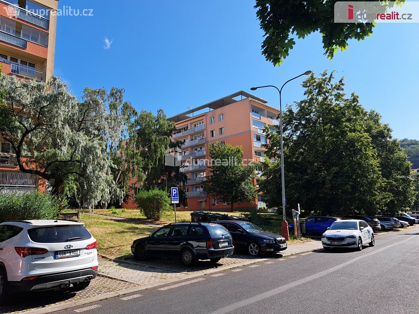 Pronájem bytu 1+kk 39 m^2 Velká Hradební, Ústí nad Labem 
