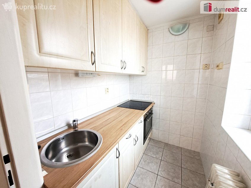 Pronájem bytu 1+kk 39 m^2 Velká Hradební, Ústí nad Labem 