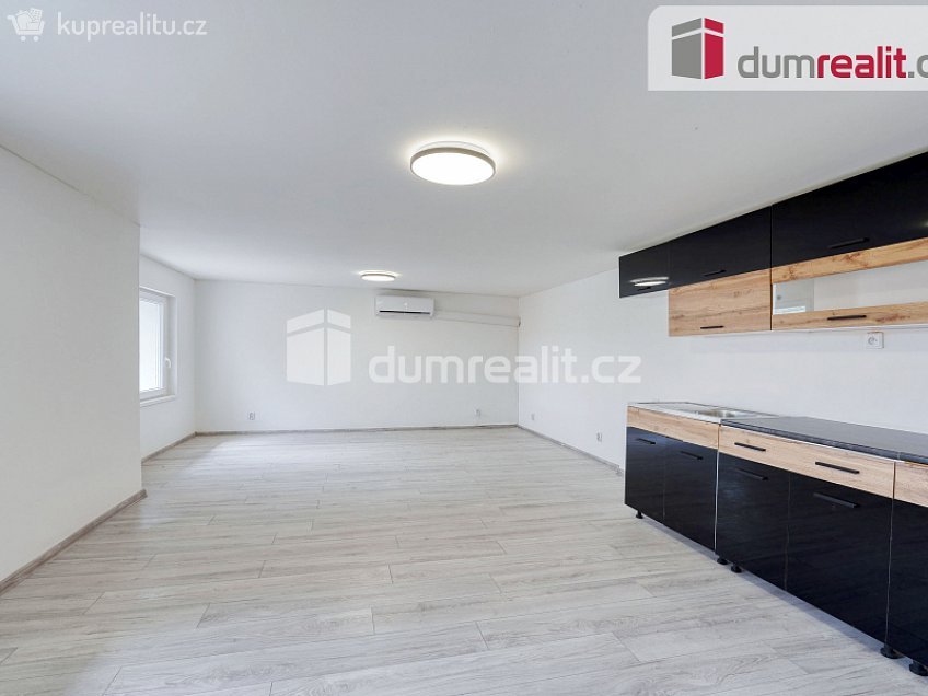 Prodej  rodinného domu 110 m^2 Zemědělská, Trubín 
