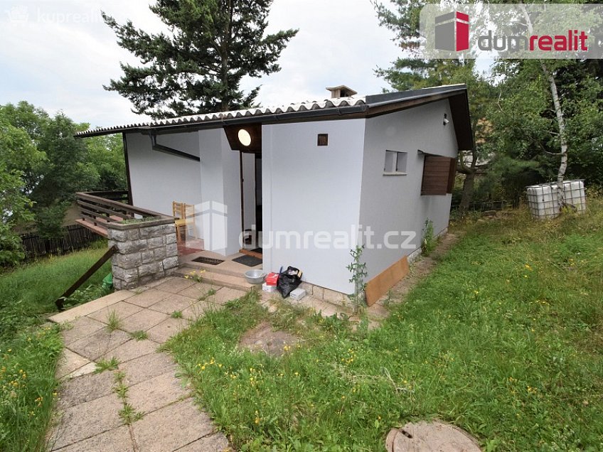 Pronájem  chaty 52 m^2 V Chatách, Třebotov 