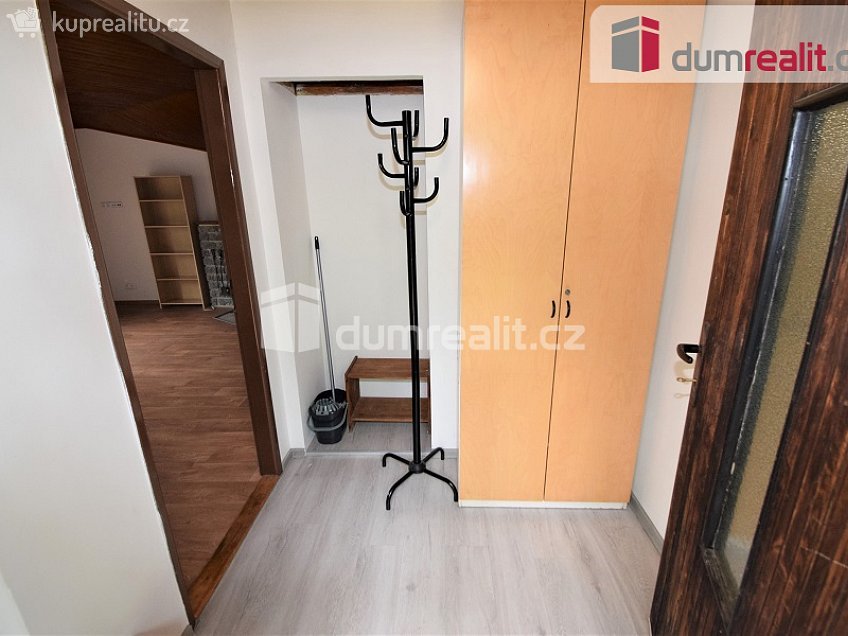 Pronájem  chaty 52 m^2 V Chatách, Třebotov 