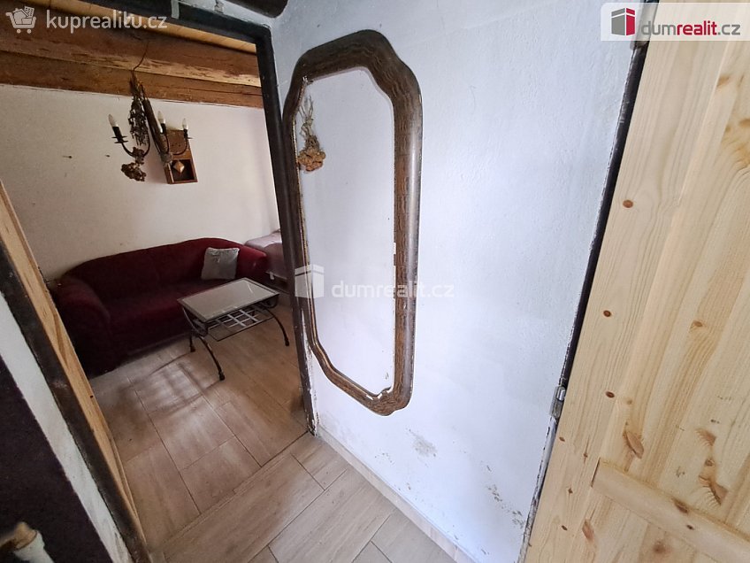 Prodej  usedlosti 150 m^2 Stará Paka, Stará Paka 