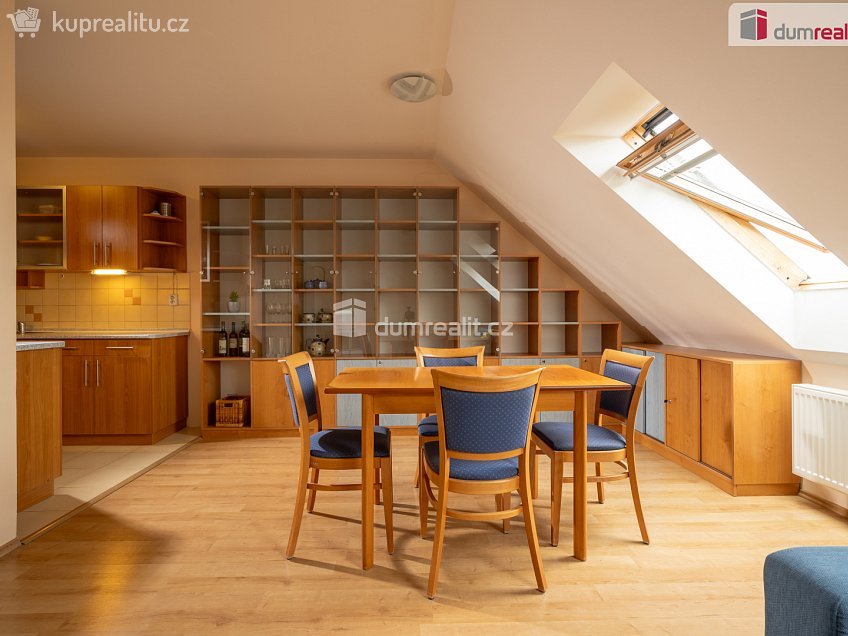 Prodej bytu 3+kk 87 m^2 Jitravská, Praha 9 