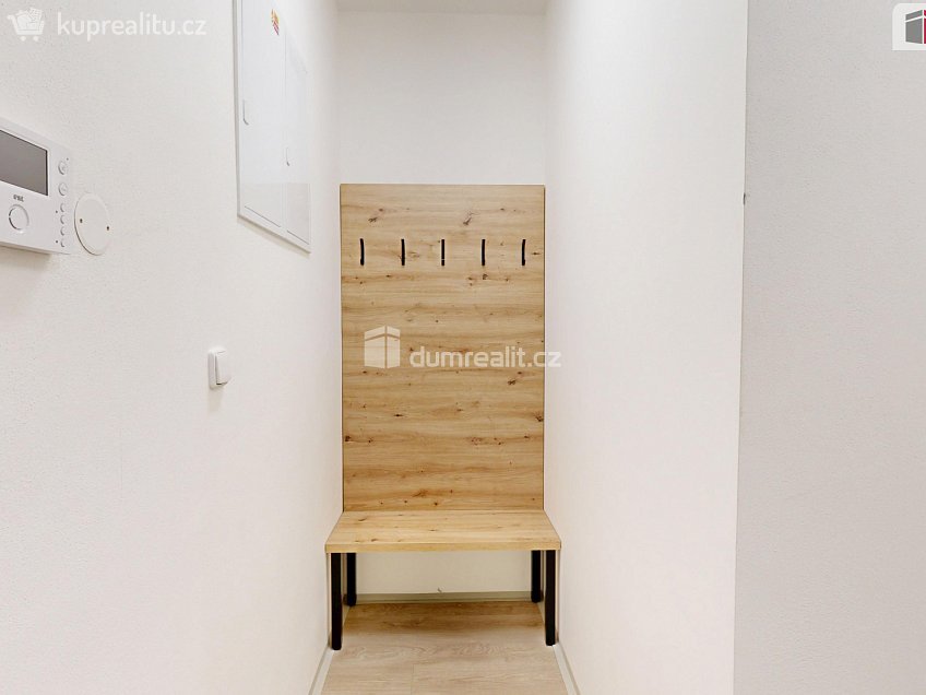 Pronájem bytu 2+kk 95 m^2 Dolní náměstí, Opava 