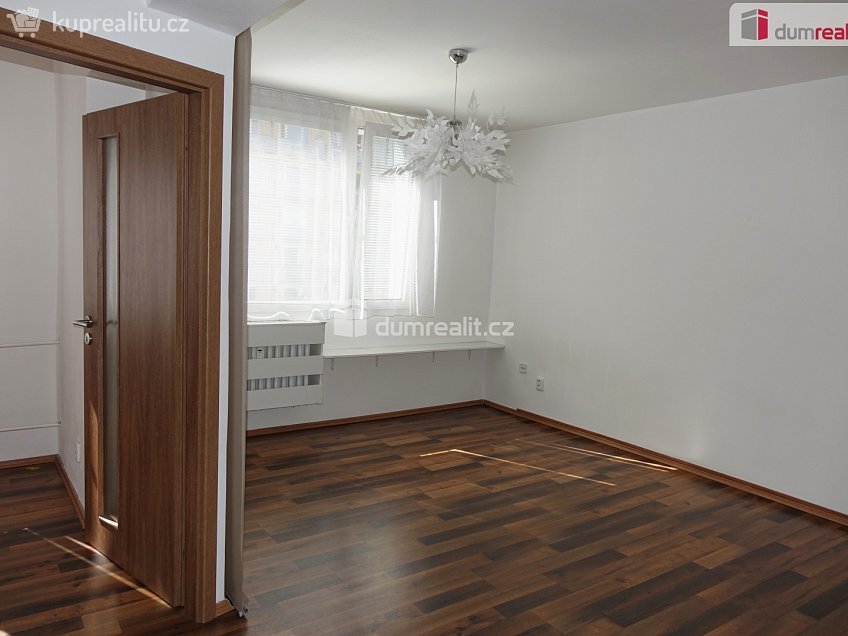 Pronájem bytu 3+kk 60 m^2 Jiřího Horáka, Benešov 